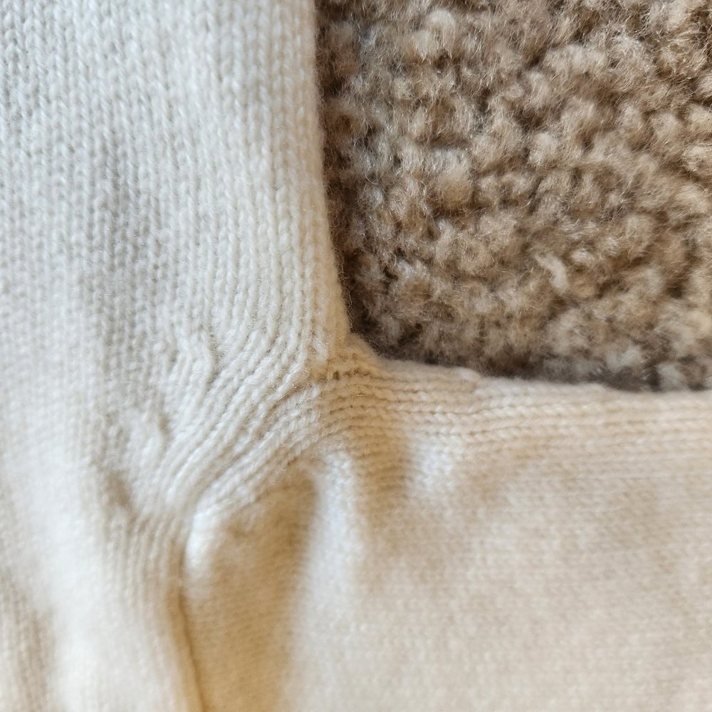 NWOT Vital V V-Neck Wool/Cashmere Tunic XS - Picture 4 of 15